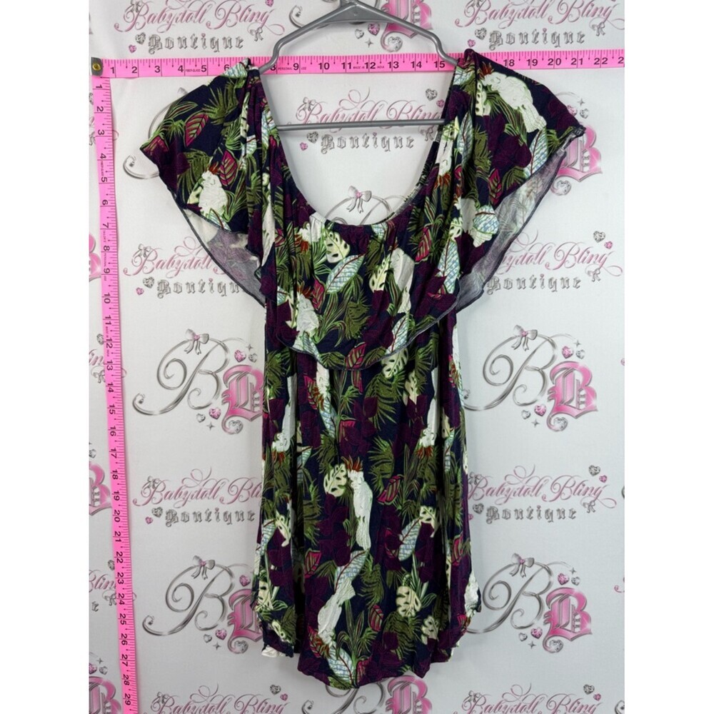 Kismet shirt off shoulder tropical leafs Plum Tropical Leaf Flutter-Sleeve